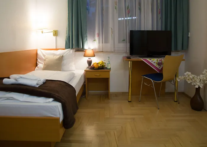 Garni Roedelheimer Hof 3*