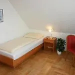 Garni Roedelheimer Hof 3* Frankfurt am Main