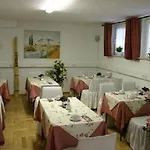 Garni Roedelheimer Hof Hotel Frankfurt am Main