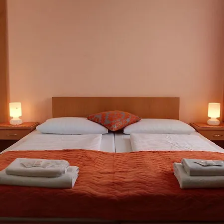 Garni Roedelheimer Hof מלון