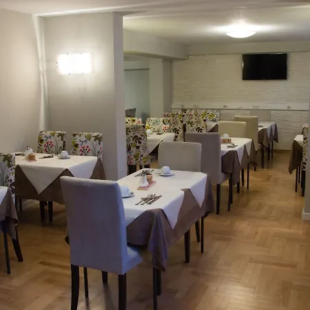 Szálloda Garni Roedelheimer Hof Frankfurt am Main