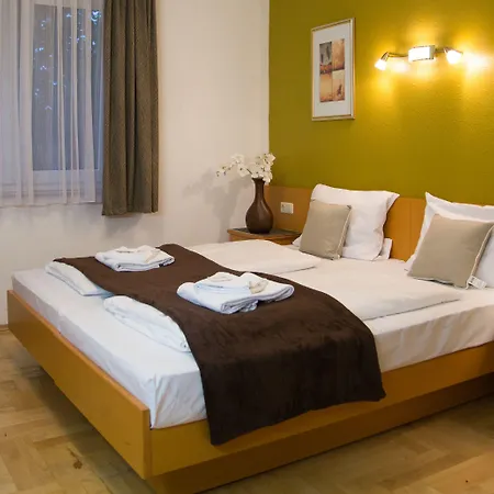 Garni Roedelheimer Hof 3* Frankfurt am Main