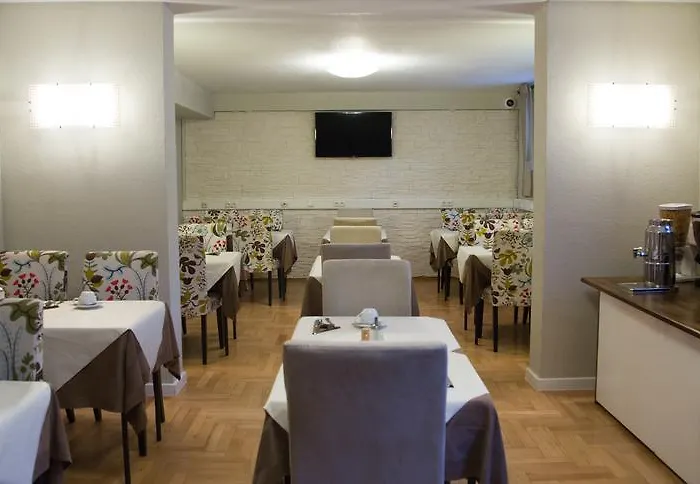 Garni Rödelheimer Hof Hotell 3*